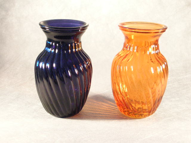 玻璃工(gōng)藝品瓶